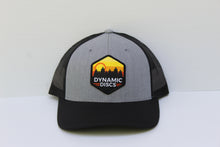 Load image into Gallery viewer, Dynamic Discs - Sunset Hex Snapback Mesh Hat
